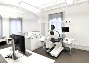 OP1 mit Sirona Teneo Behandlungseinheit OP1 mit Sirona Teneo Behandlungseinheit